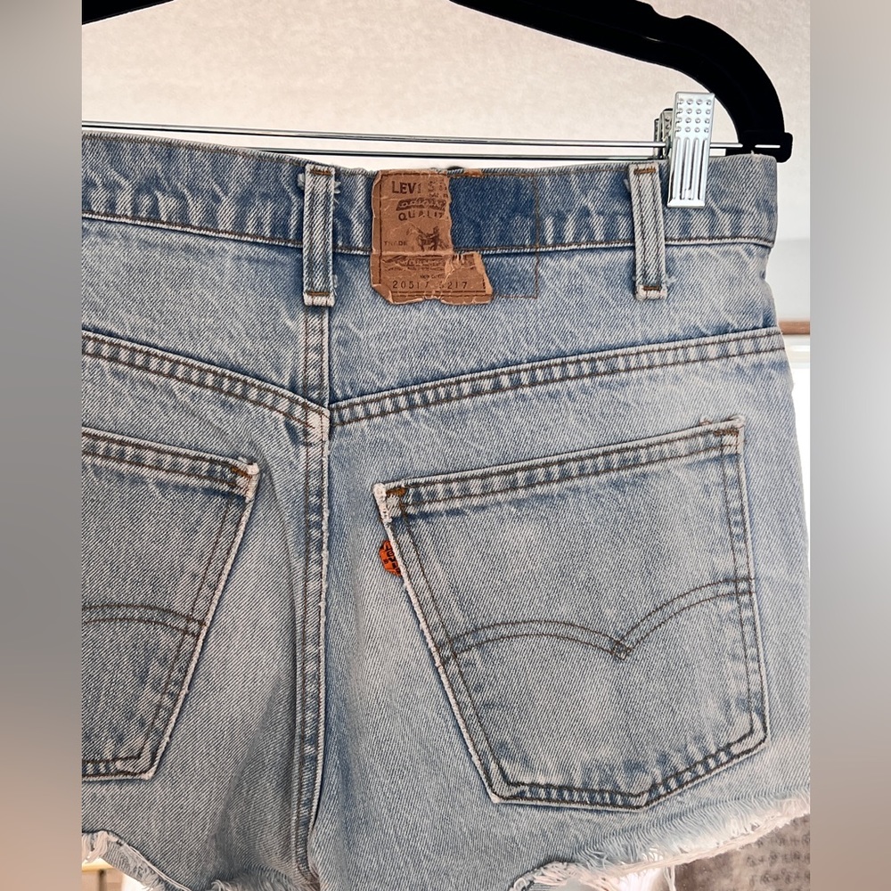 Levi’s Shorts - Picture 3 of 3